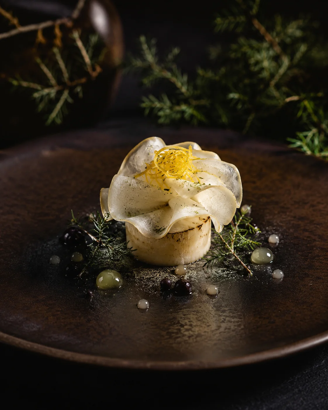 Piatto signature sedano rapa yuzu ginepro